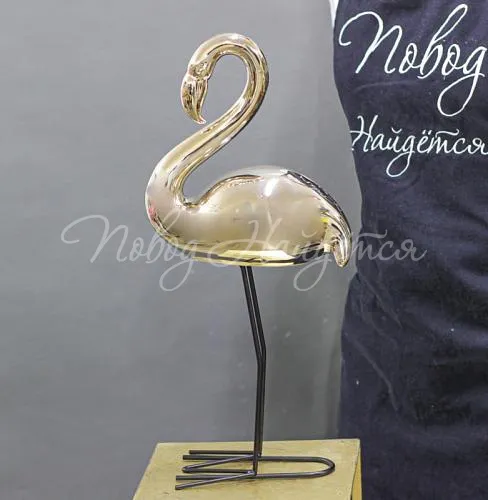 Сувениры Золотой Фламинго (статуэтка)
