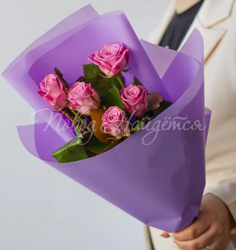 Детские букеты Букет 5 роз с бесплатной доставкой