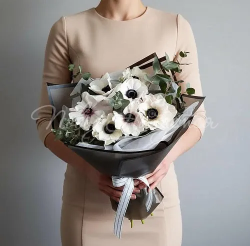 АНЕМОНЫ Букет 7 анемонов