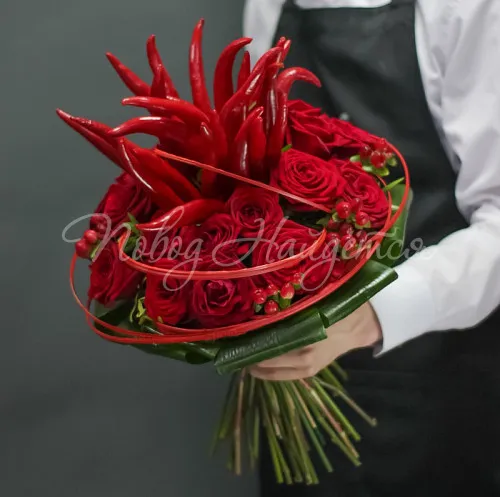 РОЗЫ Букет Острый перец