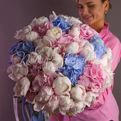 ПИОНЫ Букет Русская красавица