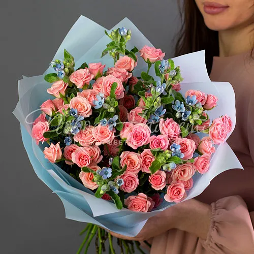 Кустовые розы Букет Лидочка