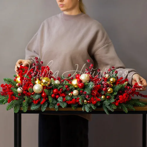 Новогодние композиции Цветочная композиция Треск камина