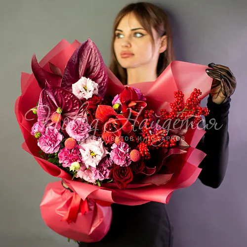 Дизайнерские букеты Букет Вива Маджента