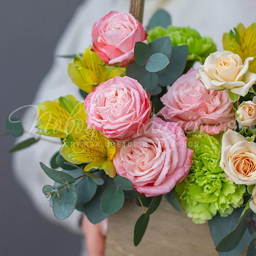 Цветы в деревянных ящиках Корзина Премьера