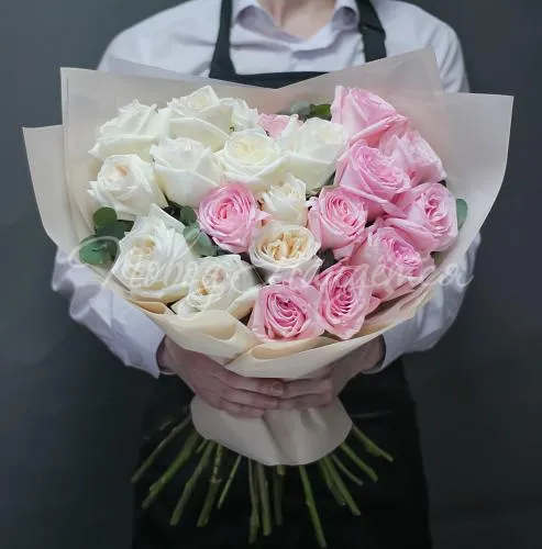 Пионовидные розы Букет Cамо совершенство