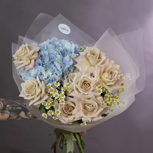 Букеты с ГОРТЕНЗИЯМИ Букет Небо Рио
