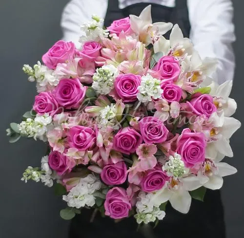 Букет с ОРХИДЕЯМИ Букет Бесконечность