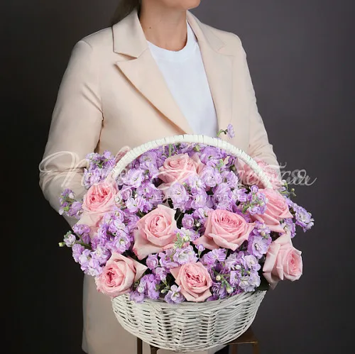 Дизайнерские корзины Корзина Робкие объятия