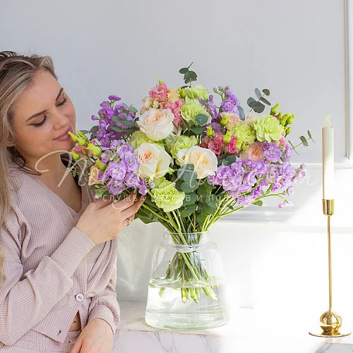 Цветы по подписке Букет Подписка L