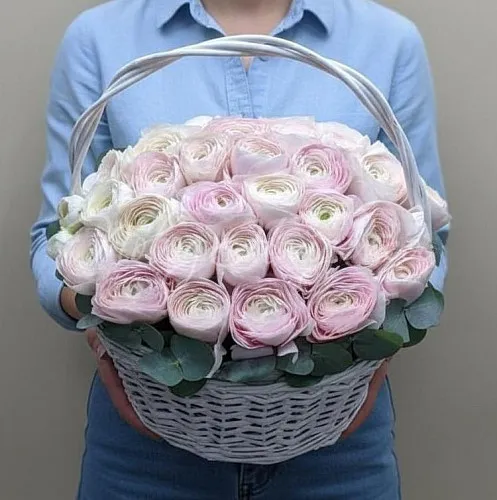 РАНУНКУЛЮСЫ Букет Авеню
