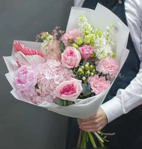 Букет с ПИОНАМИ Букет Любовный капкан