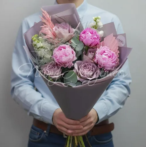 Букет с ПИОНАМИ Букет Улыбка любимой