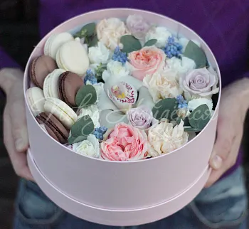 Коробки с макарун Корзина Нежное мгновение