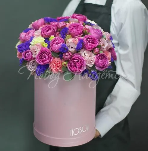 Пионовидные розы Букет Дикая слива