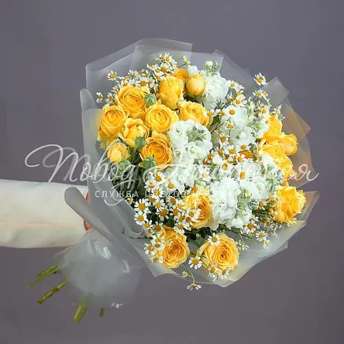 Пионовидные розы Букет Белый стих