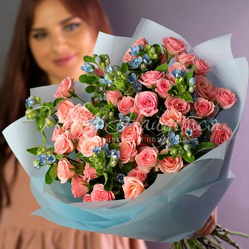 Кустовые розы Букет Лидочка