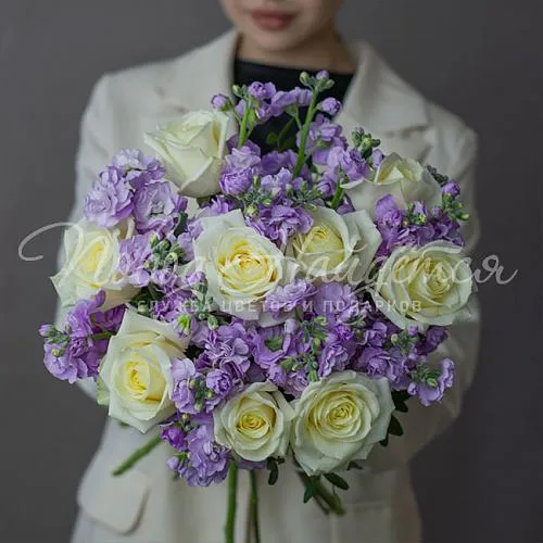 РОЗЫ Букет Звуки музыки