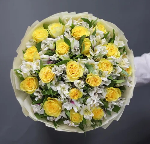 РОЗЫ Букет Лучезарный