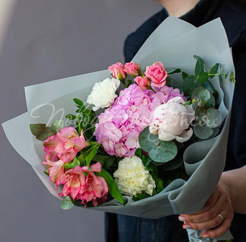 ПИОНЫ Букет Чистая лазурь