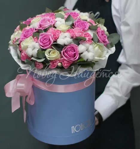 Цветы в шляпной коробке Корзина Римини