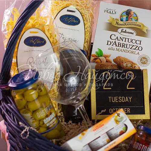 Мужские подарочные корзины Путешествие в Италию