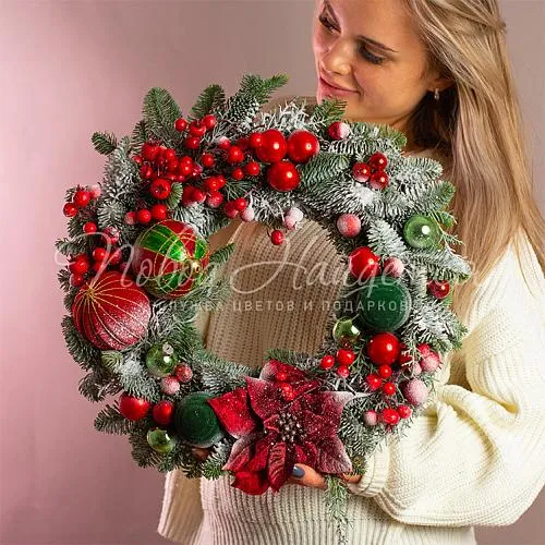 Новогодние композиции Цветочная композиция Заснеженное Рождество