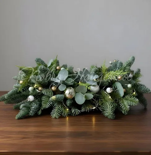 Новогодние композиции Цветочная композиция Белая Метелица