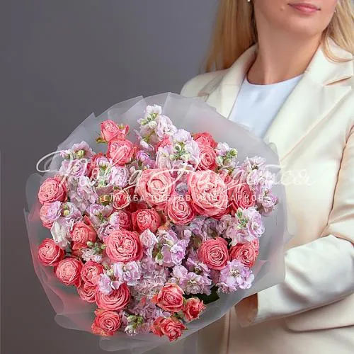 Пионовидные розы Букет Невесомое счастье