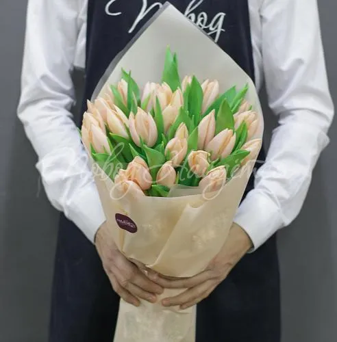 Букет с ТЮЛЬПАНАМИ Букет Чудесное мгновение