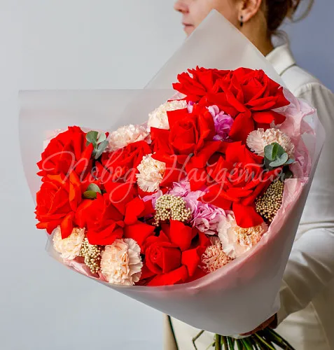 Французские розы Букет Красный шелк