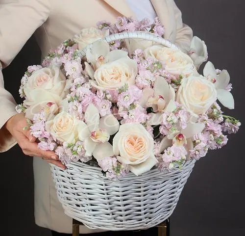 Пионовидные розы Букет Романс