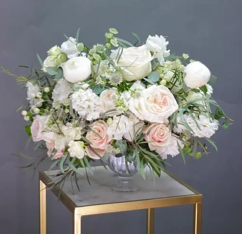 Настольные композиции Цветочная композиция Обитель грёз