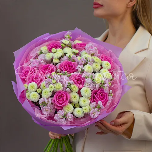 Букет с ХРИЗАНТЕМОЙ Букет Застенчивый поцелуй