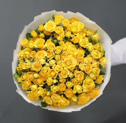 Кустовые розы Букет Лимониум