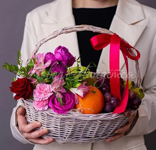 Фруктовые корзины Фруктовая фиеста