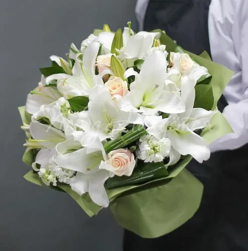 ЛИЛИИ Букет Белые ночи