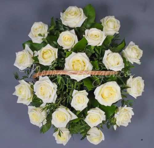 Розы в корзинах Корзина Морской песок