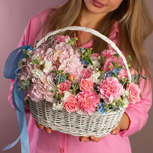 Дизайнерские корзины Корзина Смущенная принцесса