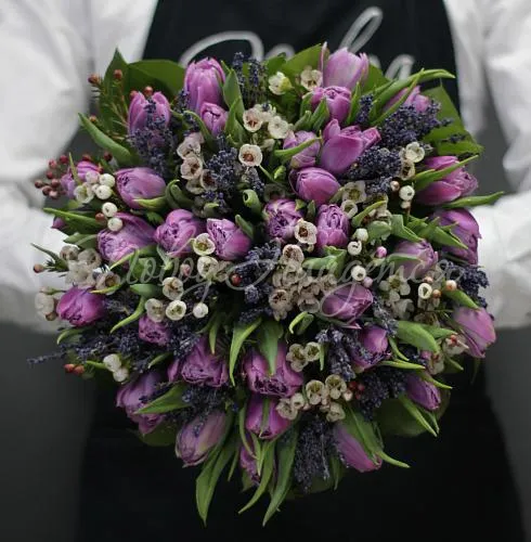 ТЮЛЬПАНЫ Букет Тонкий вкус