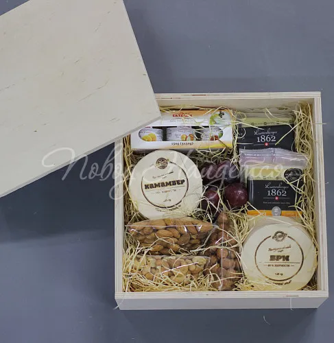 Подарочные корзины Набор сыров