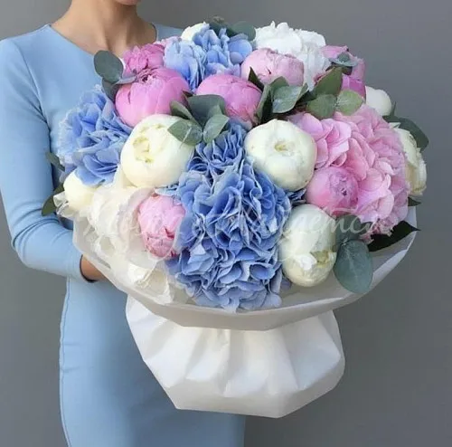 ПИОНЫ Букет Великолепной