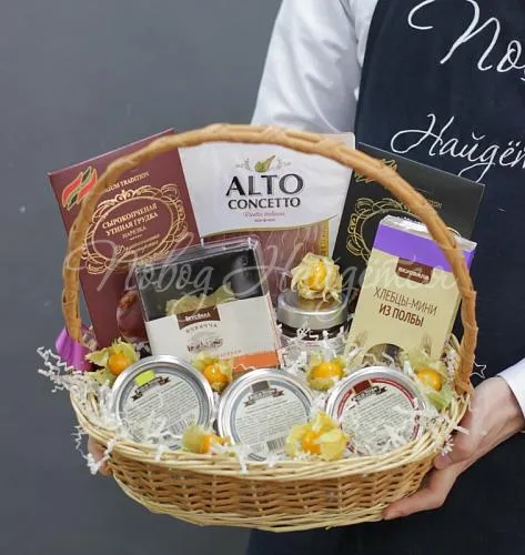 Подарочные корзины Мясной фаворит