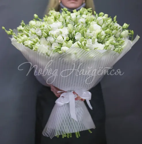 Букет с ЭУСТОМОЙ Букет Ла-флёр