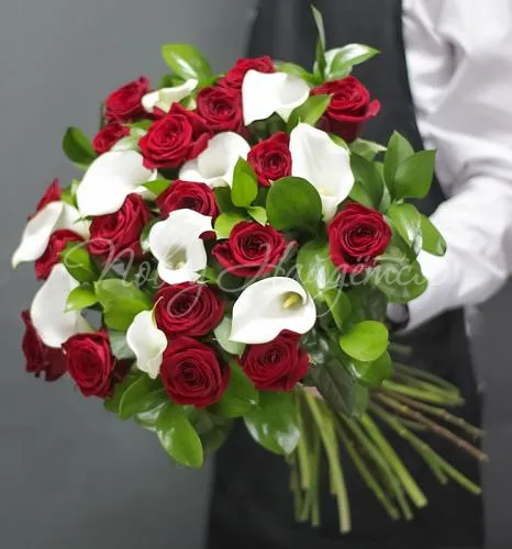 РОЗЫ Букет Каникулы в Риме