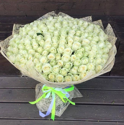 201 роза Букет Валетта