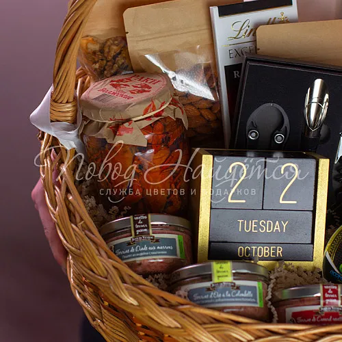 Мужские подарочные корзины Открытое море