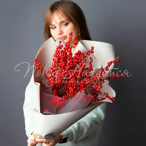 Цветы Букет Красный жемчуг