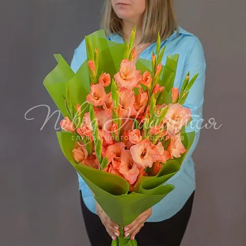 ГЛАДИОЛУСЫ Букет Теплый вечер