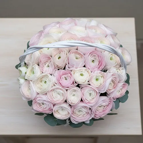 РАНУНКУЛЮСЫ Букет Авеню